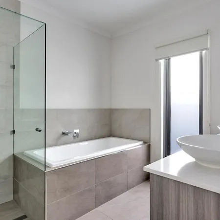 Luxury Capel Sound Villa Rye Exterior photo