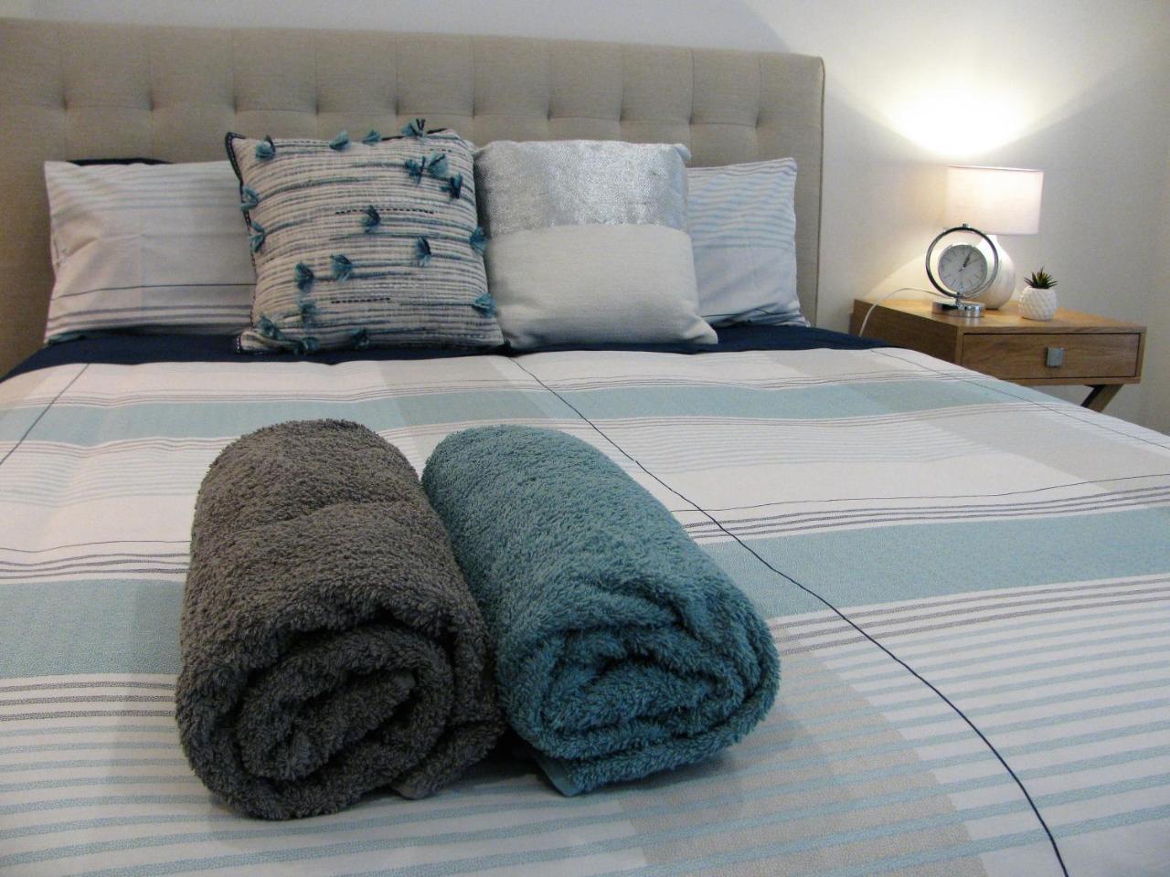 Luxury Capel Sound *