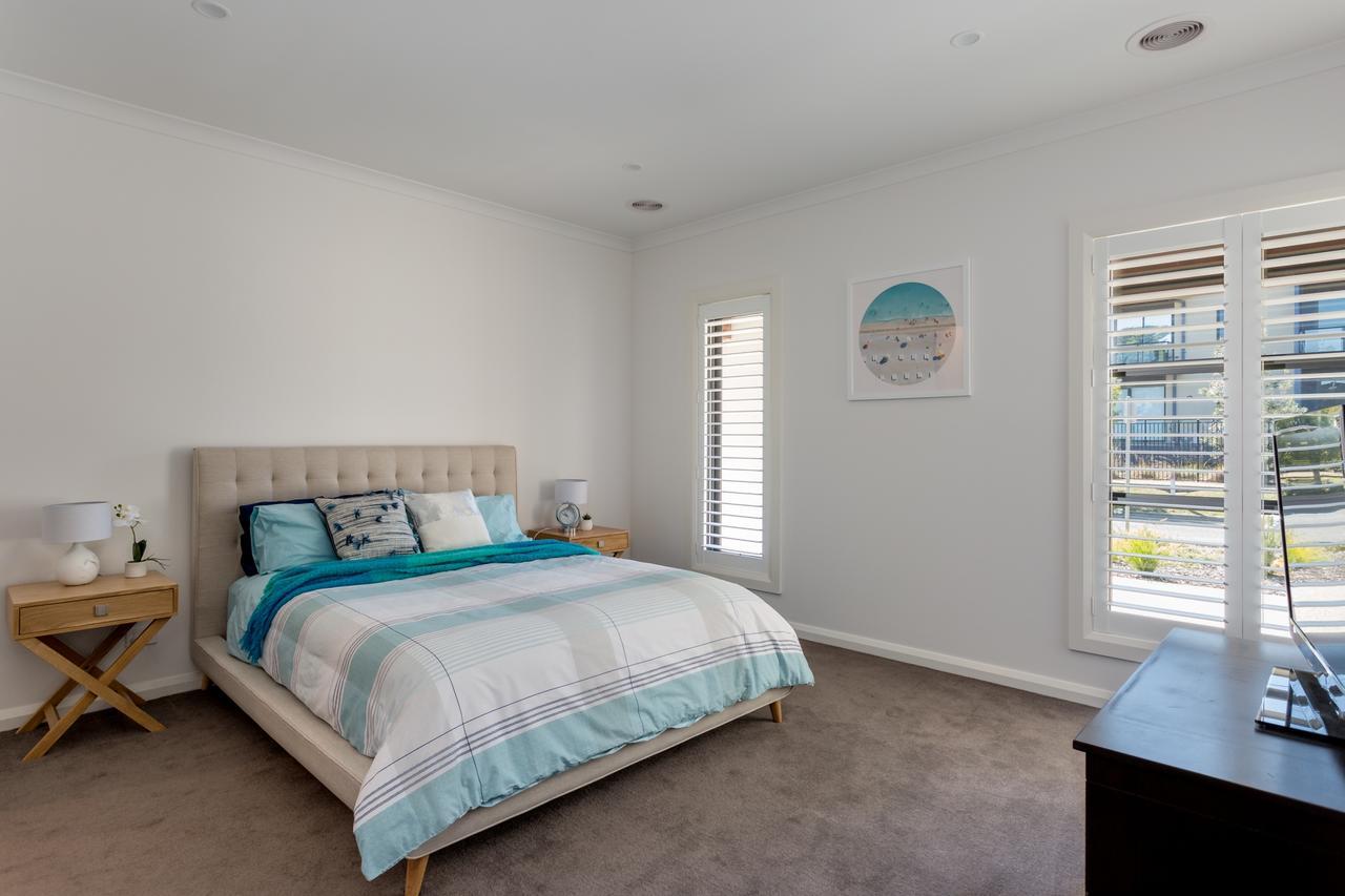 Luxury Capel Sound